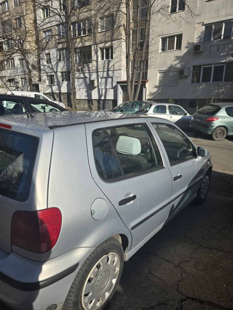 VW Polo, снимка 4 - Автомобили и джипове - 48378256