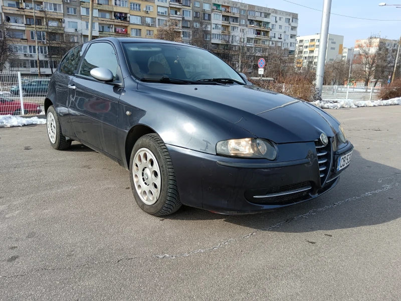 Alfa Romeo 147 1.9 дизел, снимка 3 - Автомобили и джипове - 49247635