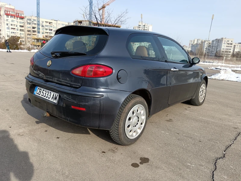 Alfa Romeo 147 1.9 дизел, снимка 5 - Автомобили и джипове - 49247635