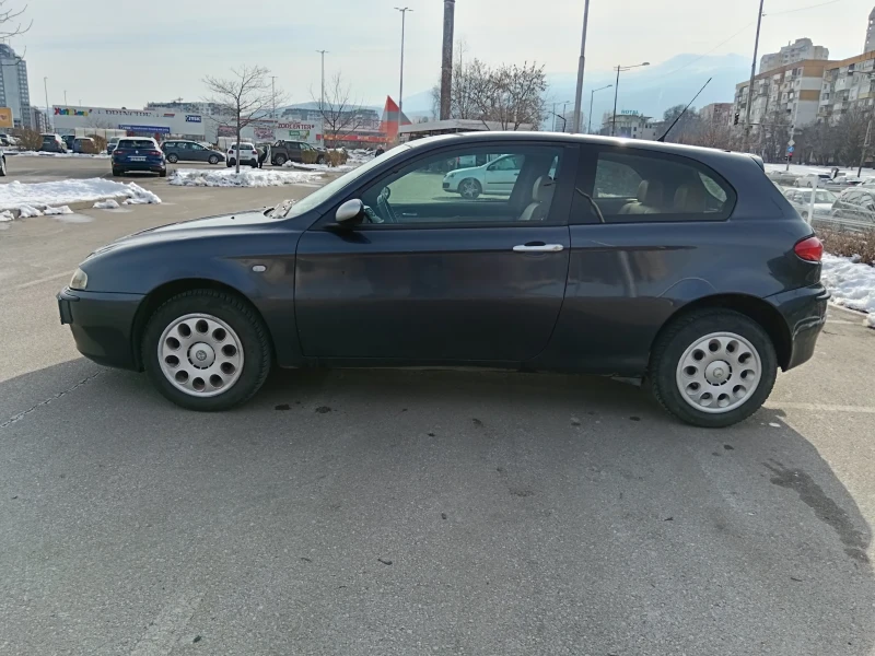 Alfa Romeo 147 1.9 дизел, снимка 8 - Автомобили и джипове - 49247635