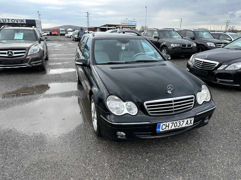 Mercedes-Benz C 320 AVANTGARDE* АВТОМАТИК* КАМЕРА* КОЖА* НАВИ, снимка 3 - Автомобили и джипове - 49529138