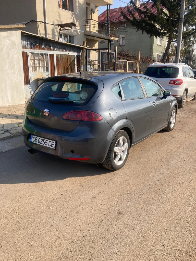 Seat Leon 2.0tdi, снимка 4 - Автомобили и джипове - 52432217