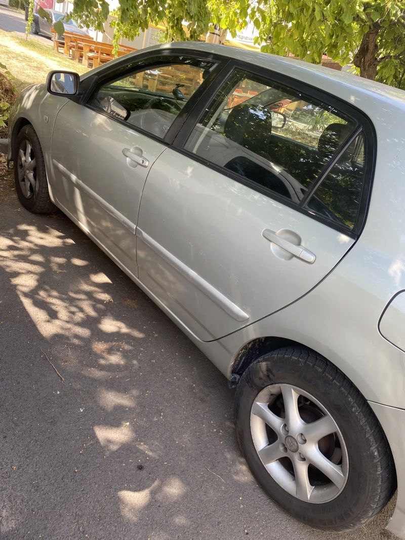 Toyota Corolla, снимка 4 - Автомобили и джипове - 51142132