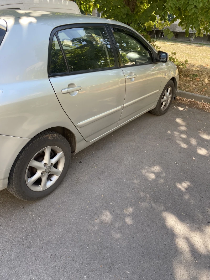 Toyota Corolla, снимка 3 - Автомобили и джипове - 51142132