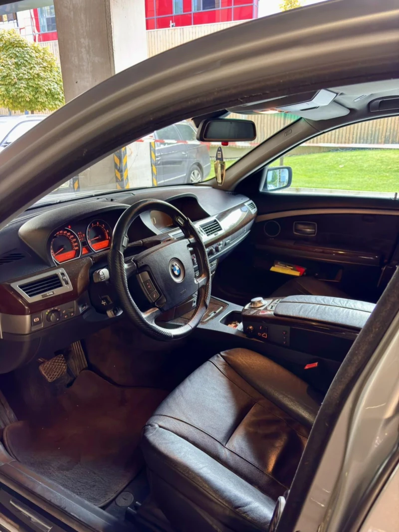 BMW 745, снимка 6 - Автомобили и джипове - 52846937