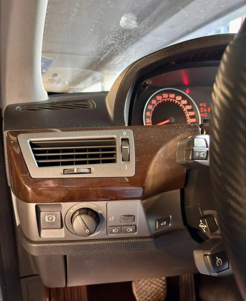 BMW 745, снимка 10 - Автомобили и джипове - 52846937