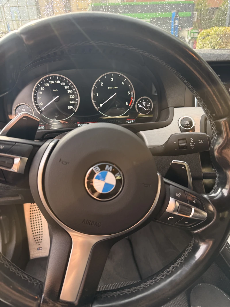 BMW 530 530 M Спорт, снимка 10 - Автомобили и джипове - 52721659