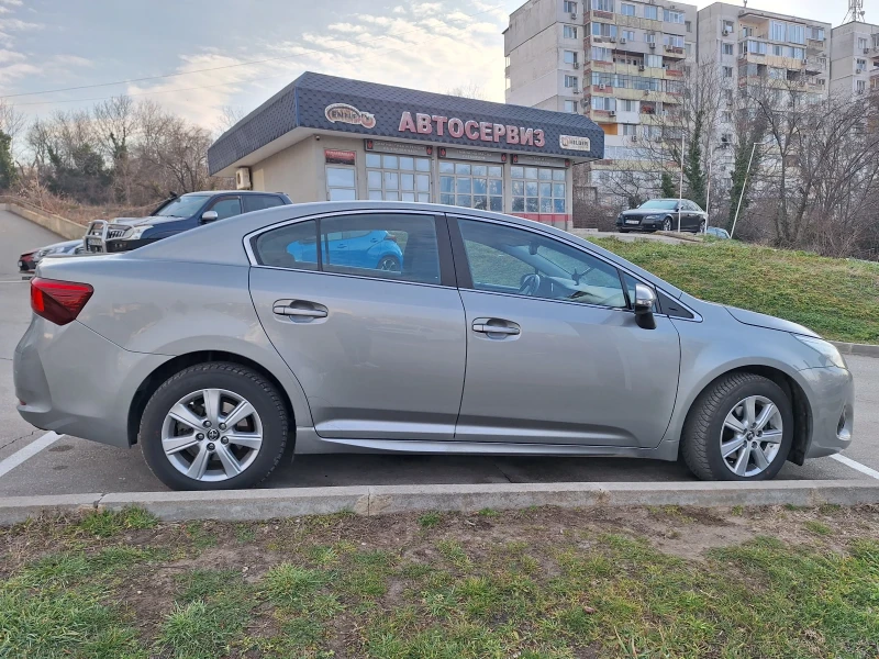 Toyota Avensis, снимка 3 - Автомобили и джипове - 52937246