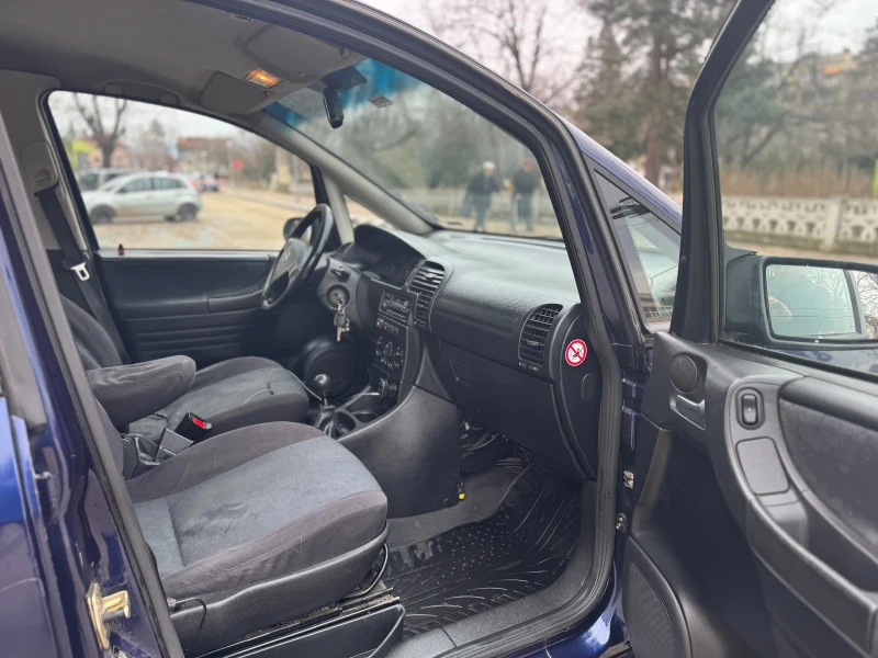 Opel Zafira 1.8 Газов инж, снимка 5 - Автомобили и джипове - 53053558