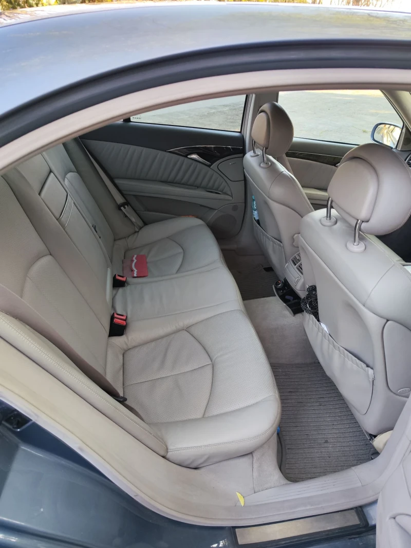 Mercedes-Benz E 320 E320, снимка 10 - Автомобили и джипове - 53222599