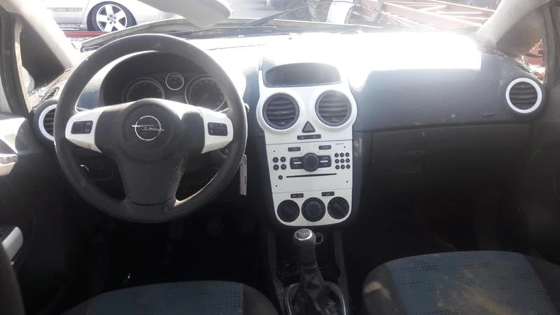 Opel Corsa 1.2i- НА ЧАСТИ - изображение 10