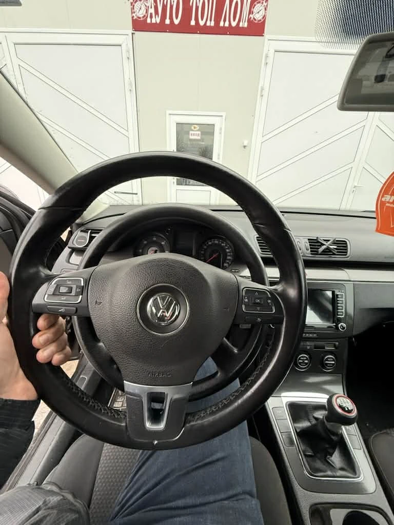 VW Passat 1.9 TDI, снимка 6 - Автомобили и джипове - 53460027