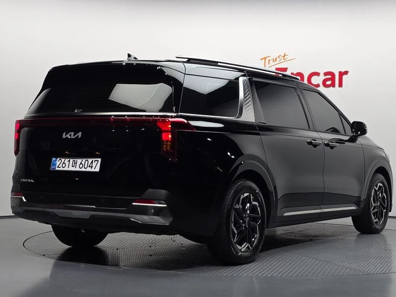 Kia Carnival 3.5 Automatic, снимка 2 - Автомобили и джипове - 55848389