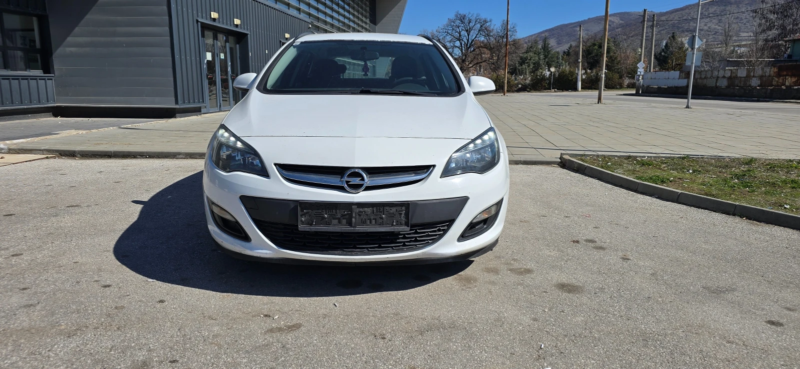 Opel Astra 1.7Cdti 110 кс - изображение 2