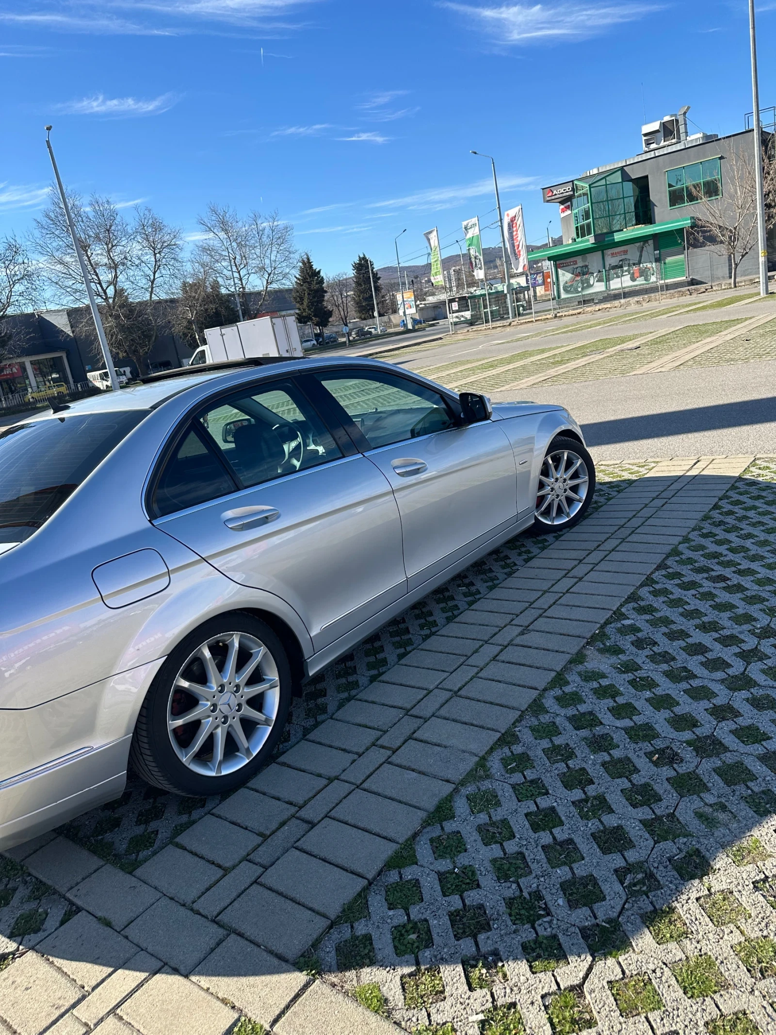Mercedes-Benz C 220  - изображение 4
