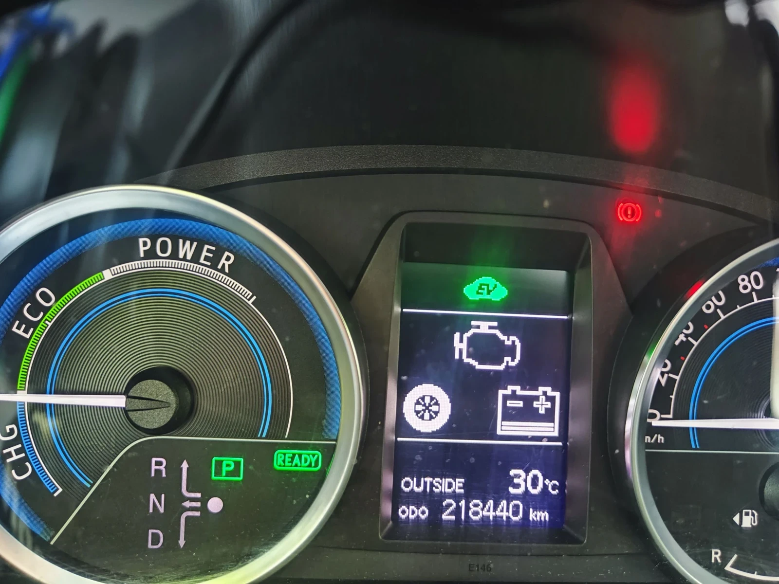 Toyota Auris Хибрид+ Газова система  - изображение 10
