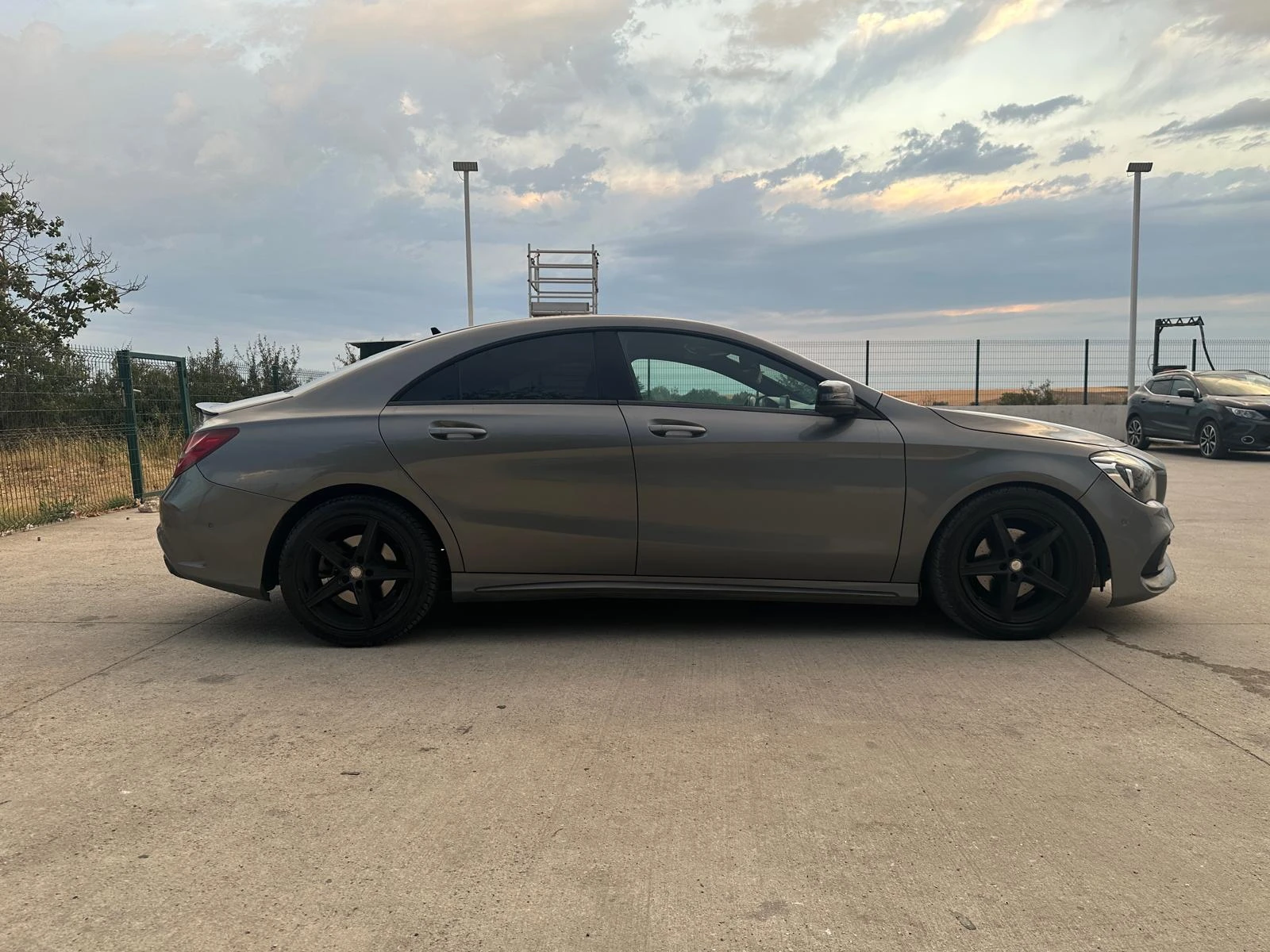 Mercedes-Benz CLA 200  - изображение 7