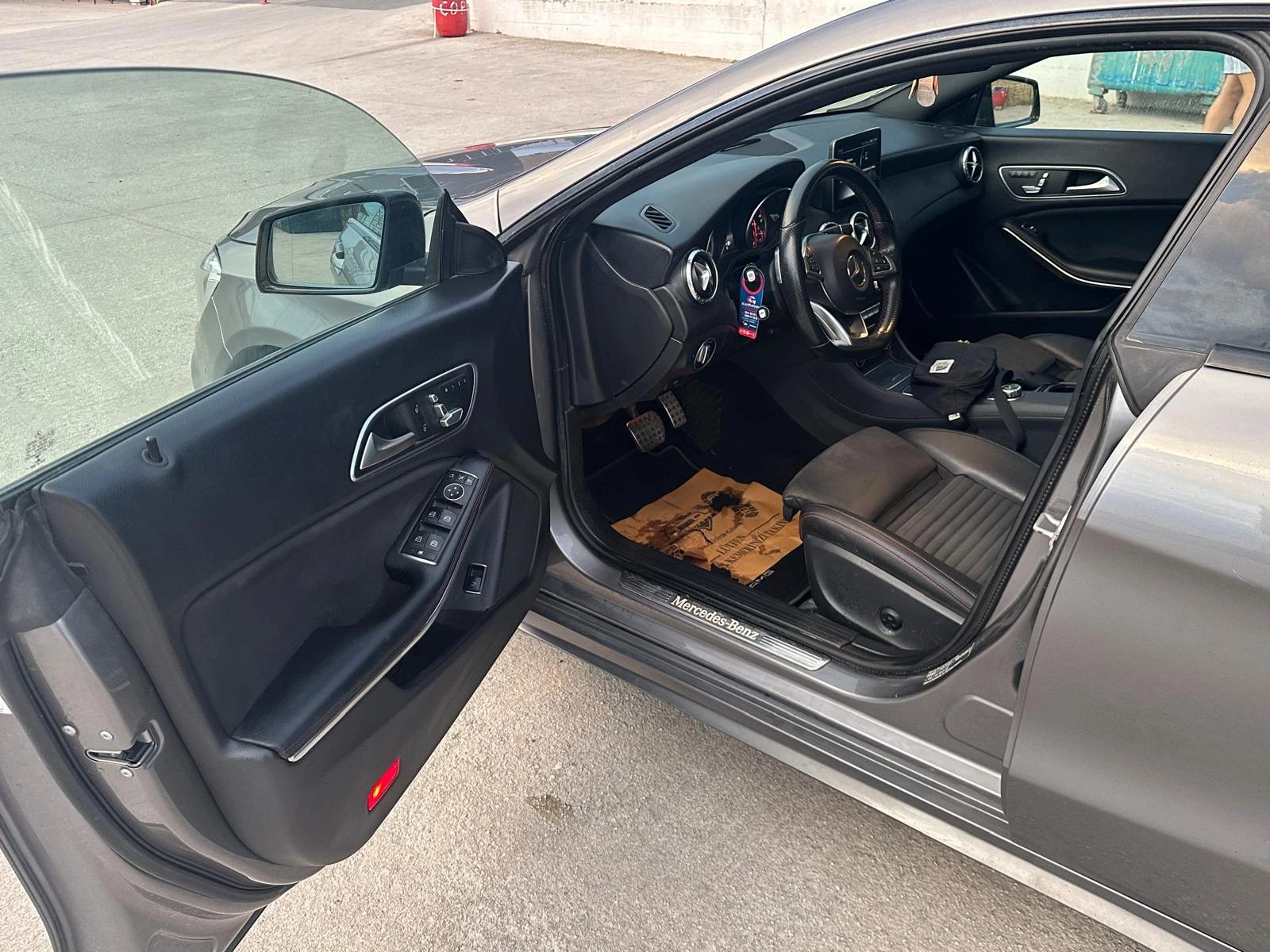 Mercedes-Benz CLA 200  - изображение 9