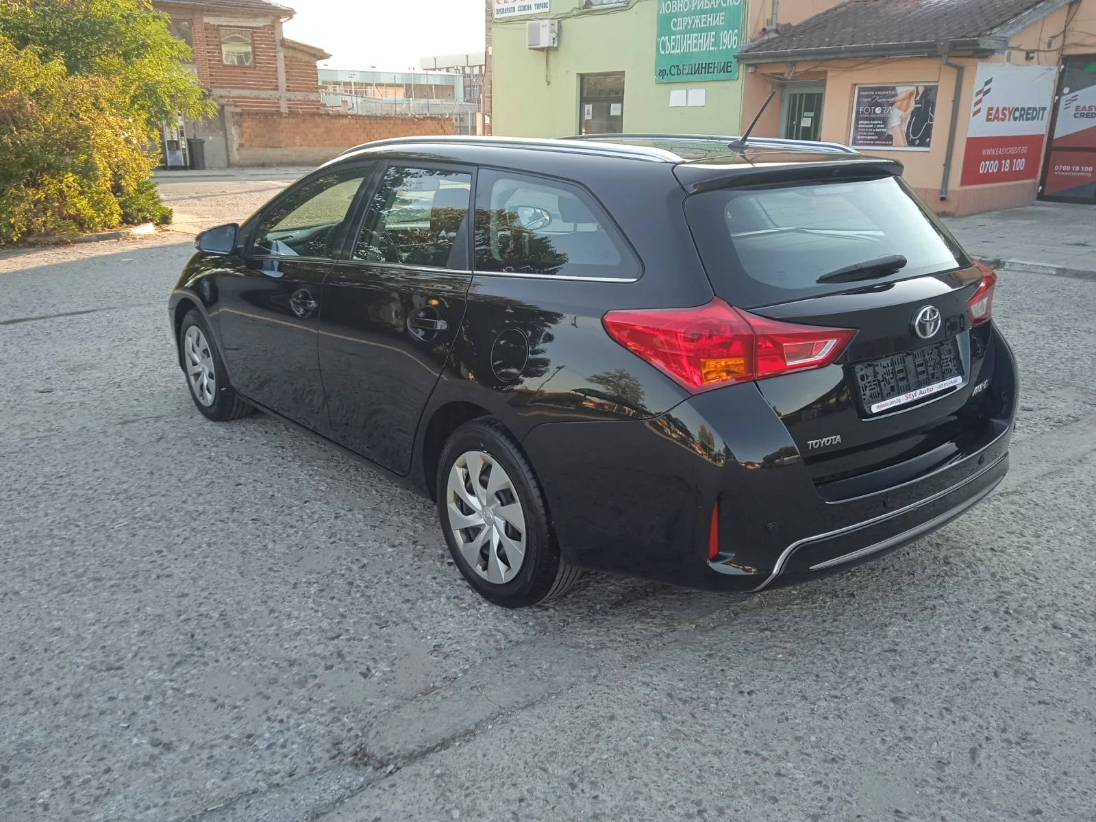 Toyota Auris 1.6i - изображение 6