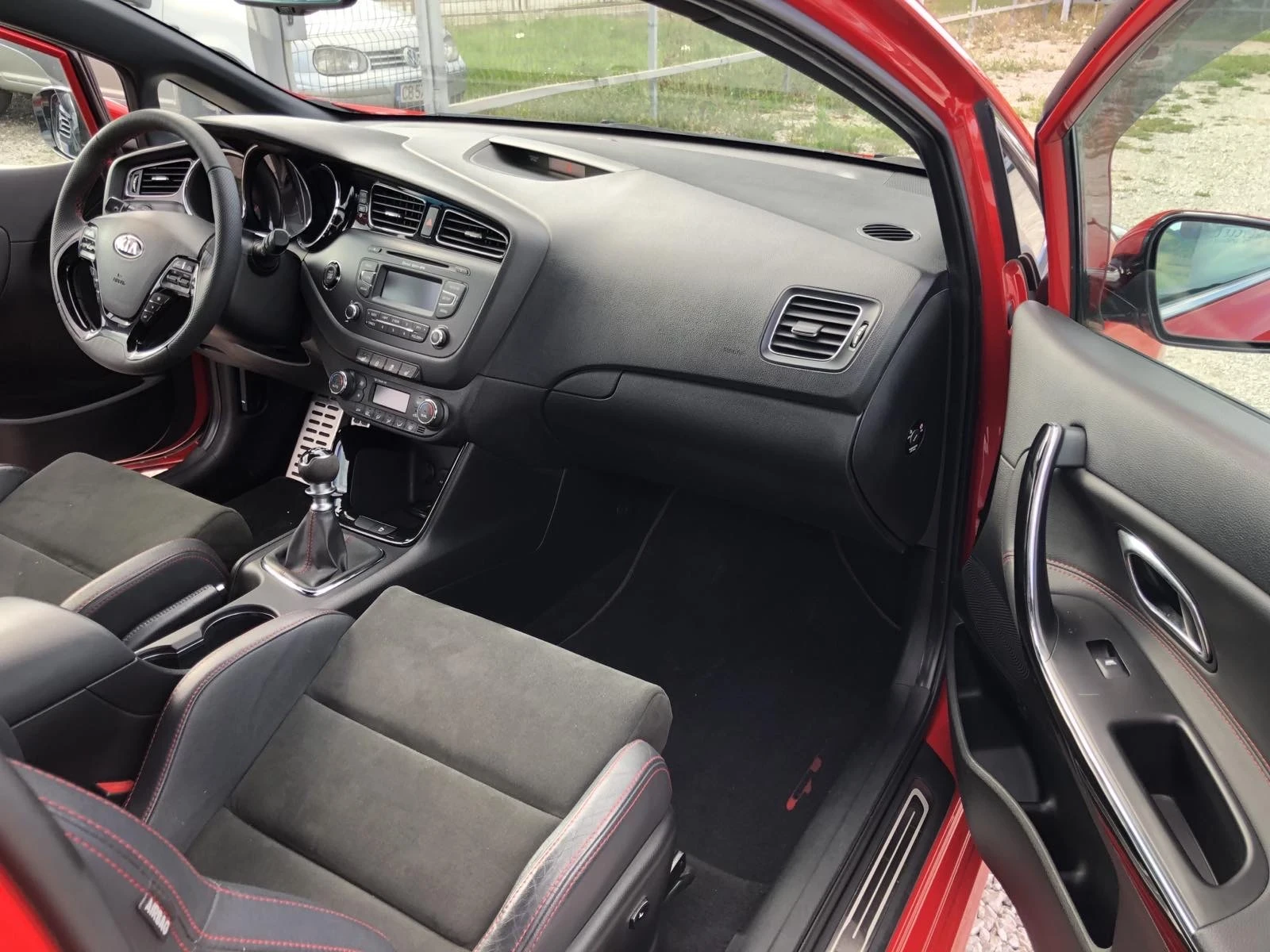 Kia Pro ceed GT Швейцария уникат, снимка 17 - Автомобили и джипове - 55494540