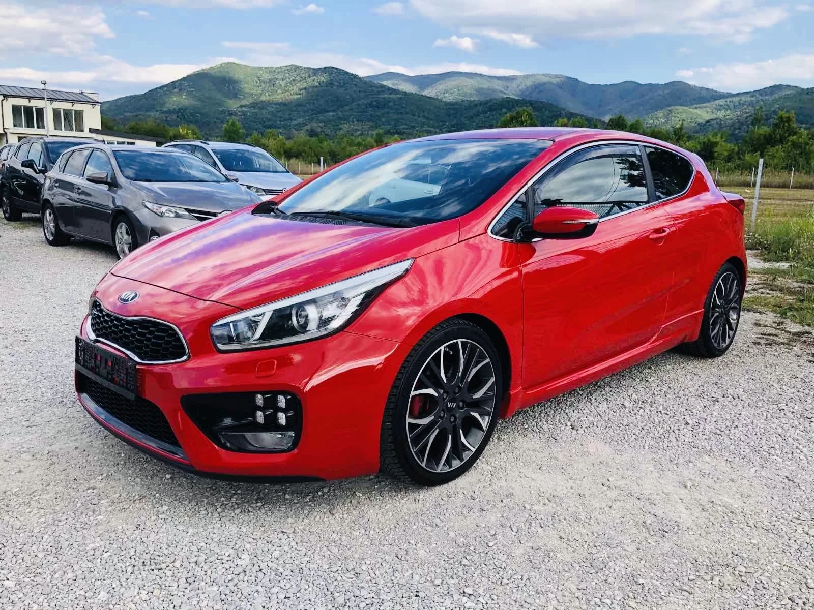 Kia Pro ceed GT Швейцария уникат, снимка 3 - Автомобили и джипове - 55494540
