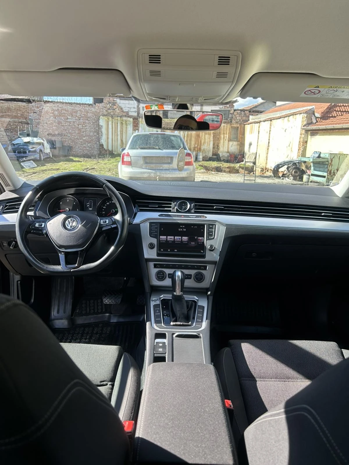 VW Passat, снимка 10 - Автомобили и джипове - 53729045