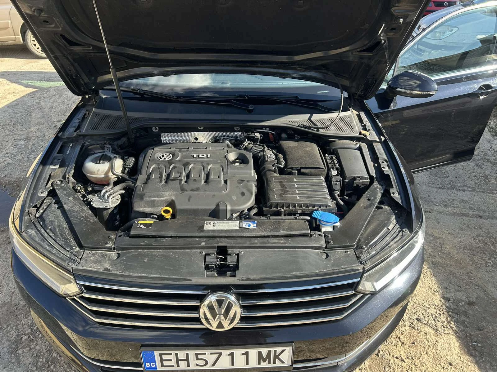 VW Passat, снимка 7 - Автомобили и джипове - 53729045