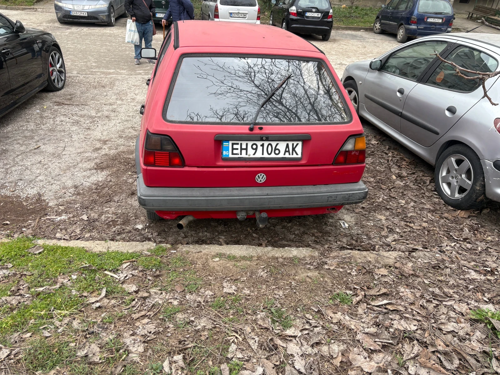VW Golf 1.6 турбодизел, снимка 2 - Автомобили и джипове - 53949286