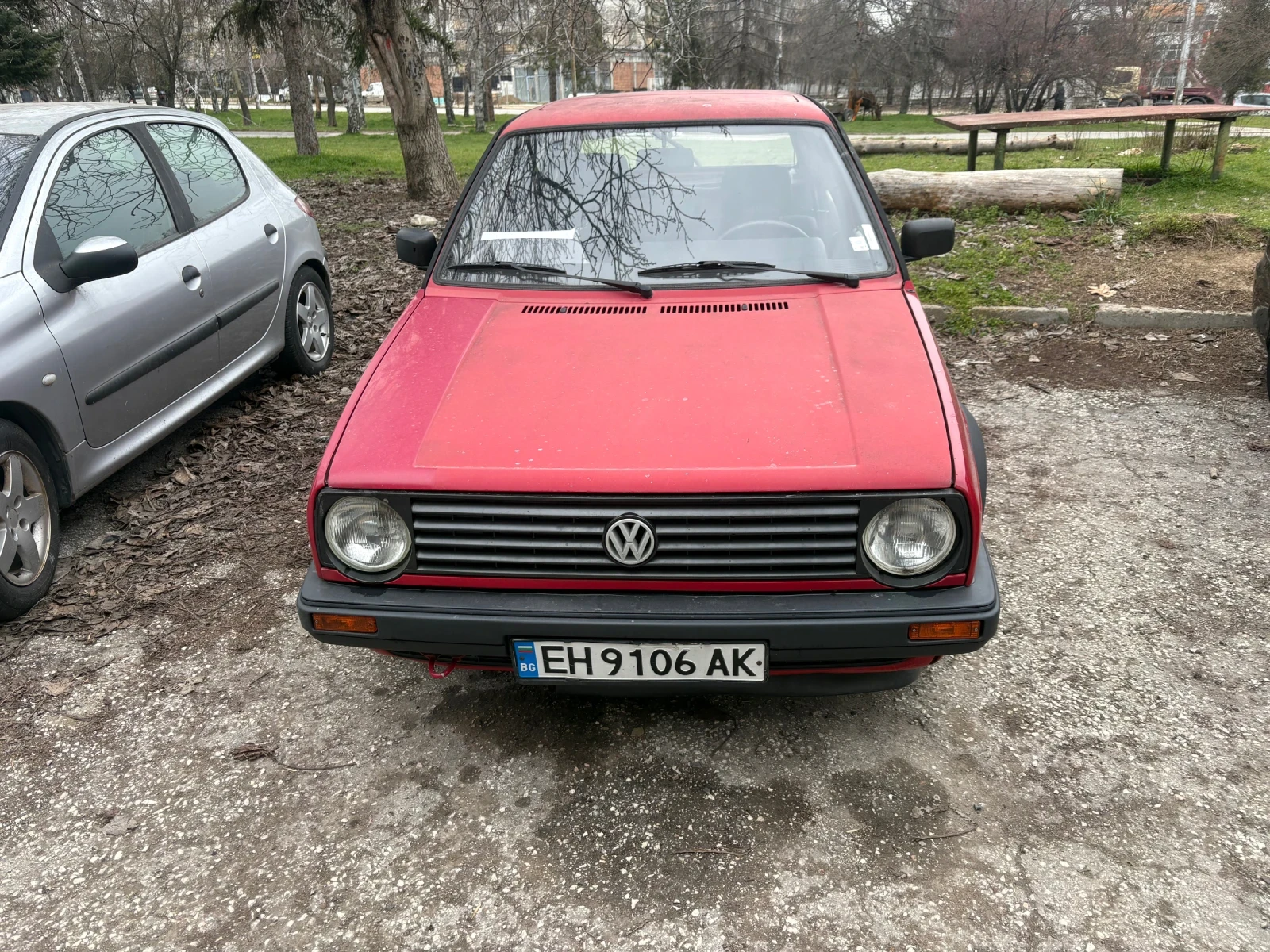 VW Golf 1.6 турбодизел, снимка 4 - Автомобили и джипове - 53949286