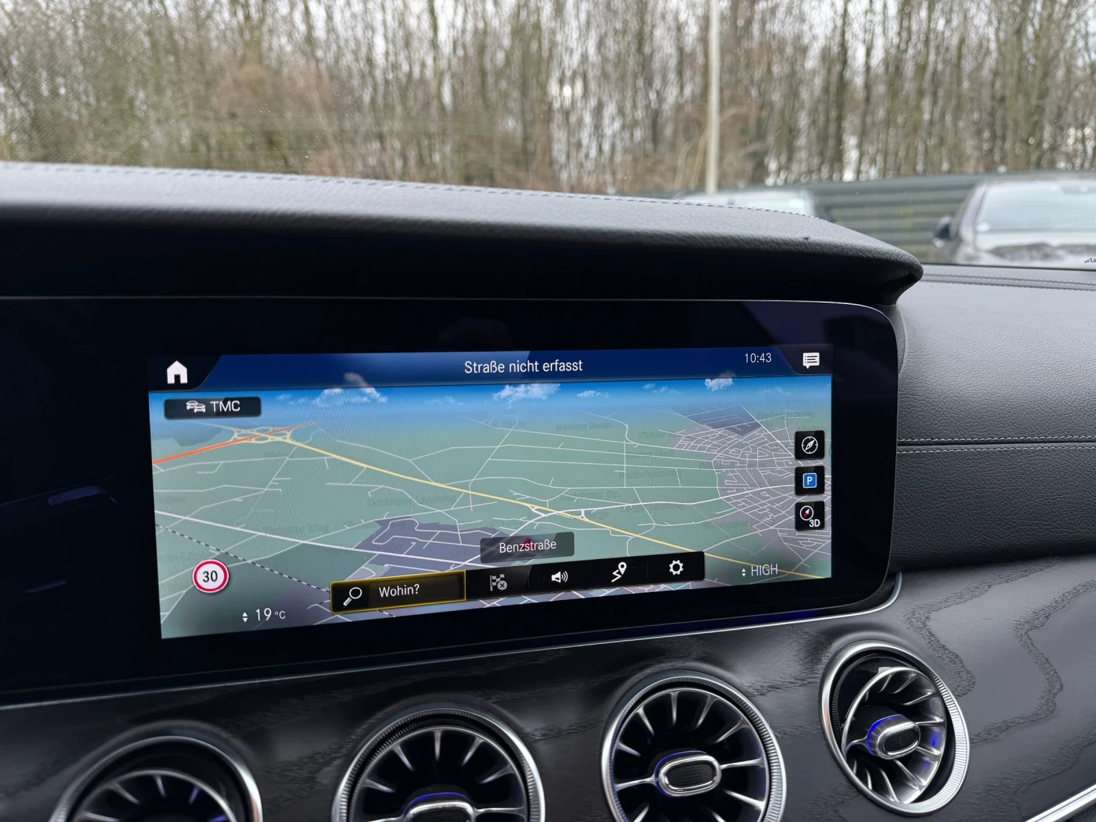 Mercedes-Benz E 220 d AMG Line, снимка 11 - Автомобили и джипове - 53989595