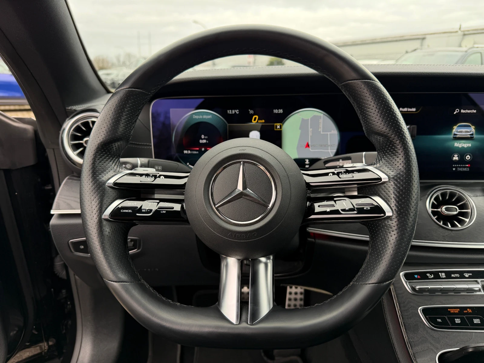 Mercedes-Benz E 220 d AMG Line, снимка 9 - Автомобили и джипове - 53989595