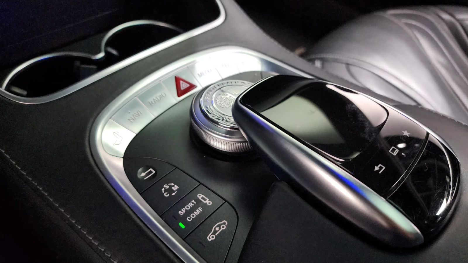 Mercedes-Benz S 63 AMG ОБДУХ* МАСАЖ* BURMASTER* 360* FULL* КРАЙНА ЦЕНА, снимка 12 - Автомобили и джипове - 54243713