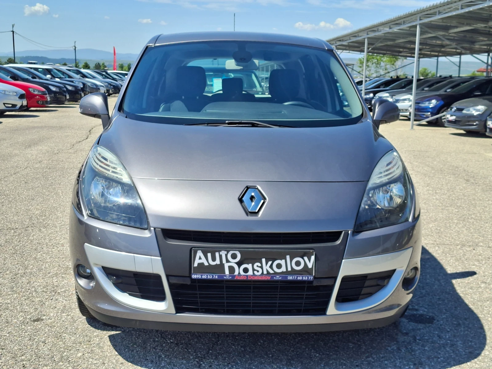 Renault Scenic 1, 5 dci, снимка 2 - Автомобили и джипове - 54442544