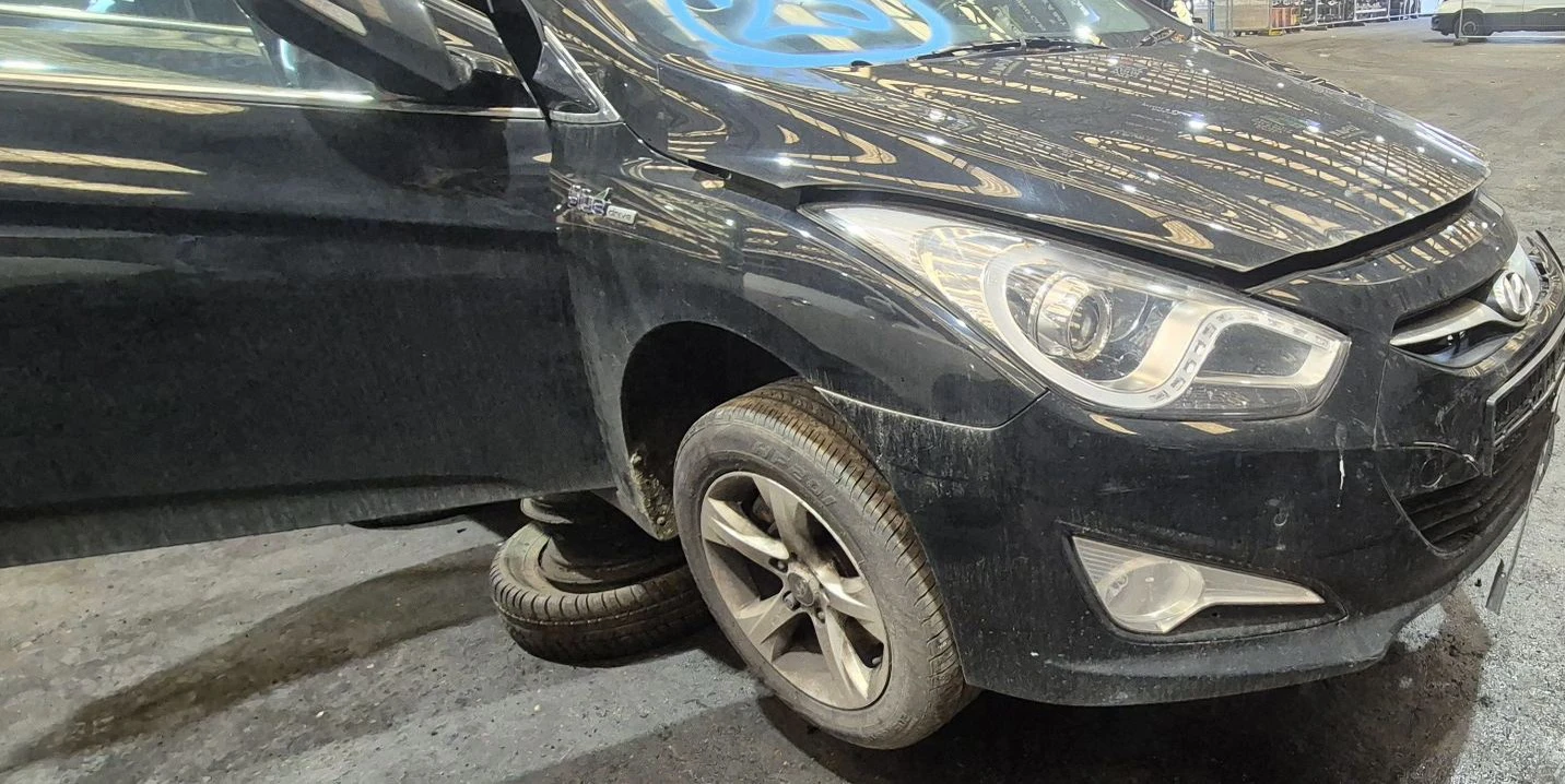 Hyundai I40 ДВИГАТЕЛИ ЧАСТИ, снимка 9 - Автомобили и джипове - 54455342