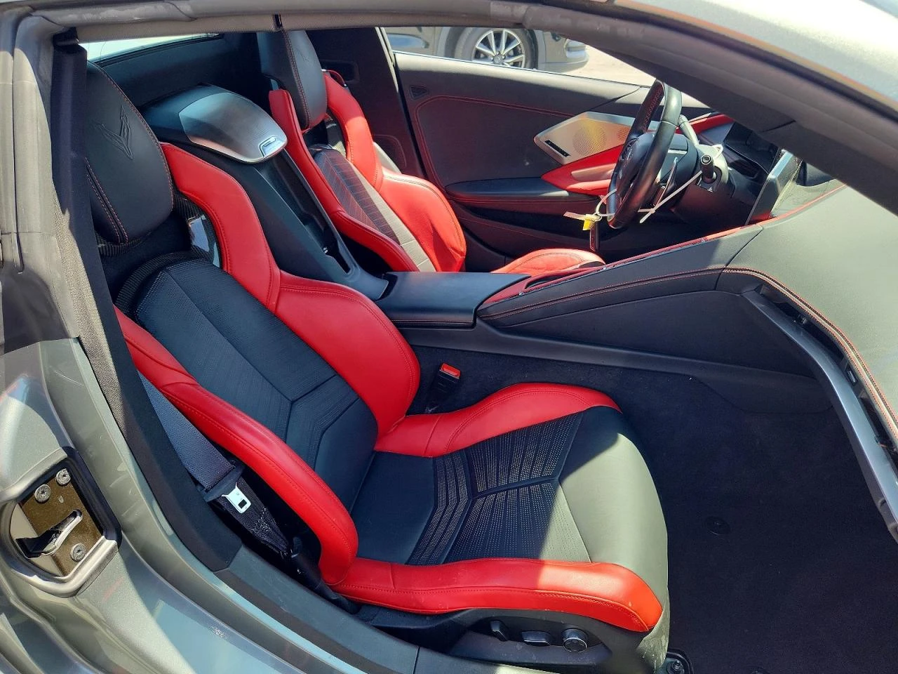 Chevrolet Corvette 6.2l Stingray 2Lt, снимка 10 - Автомобили и джипове - 54460584