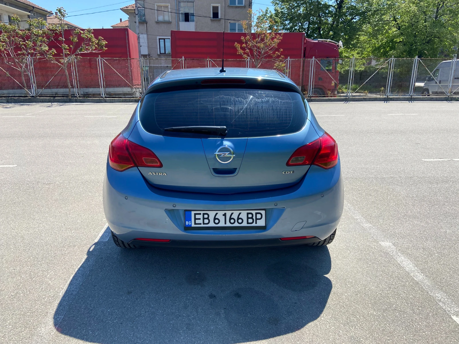 Opel Astra 1.7 CDTi, снимка 8 - Автомобили и джипове - 54477602