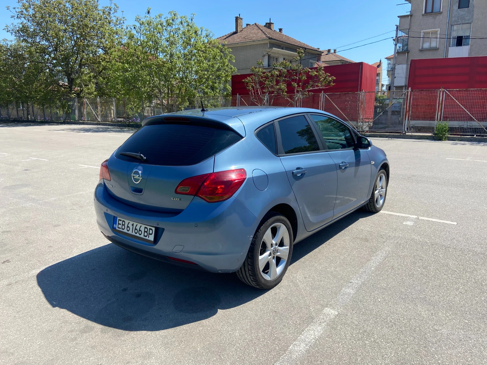 Opel Astra 1.7 CDTi, снимка 6 - Автомобили и джипове - 54477602