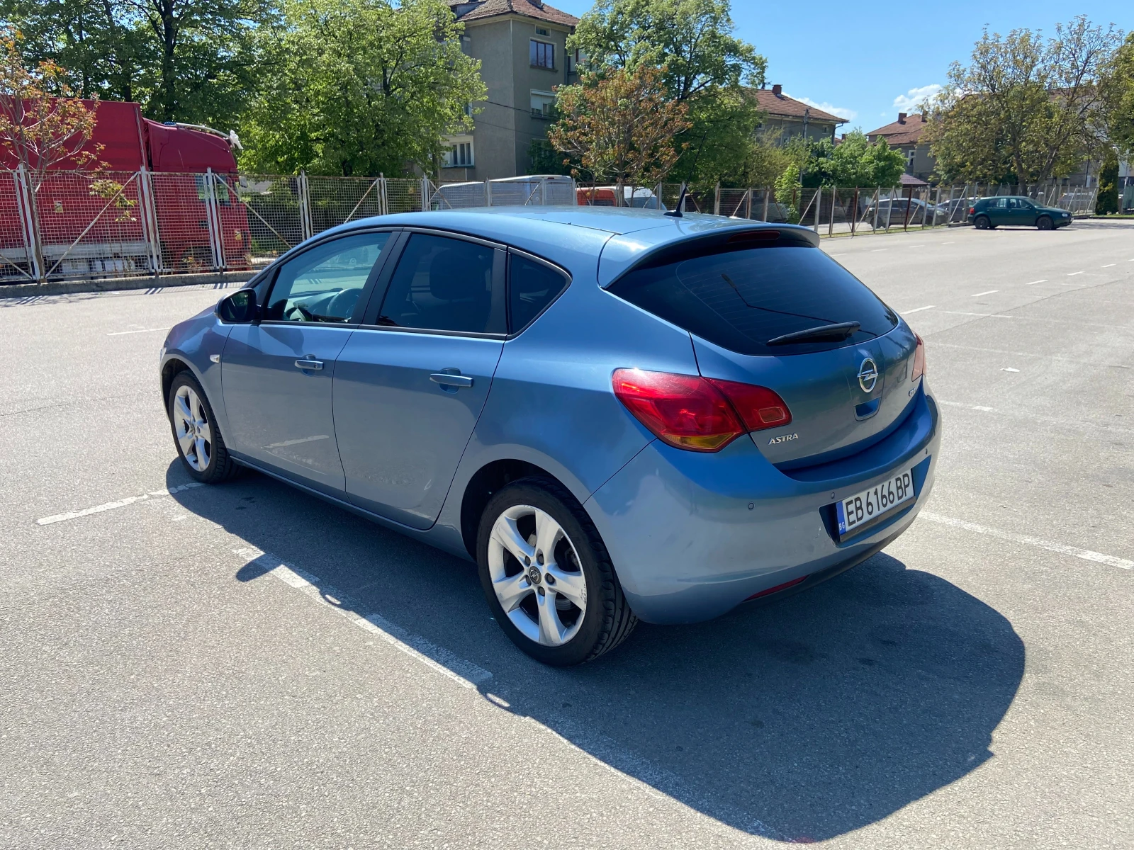 Opel Astra 1.7 CDTi, снимка 7 - Автомобили и джипове - 54477602