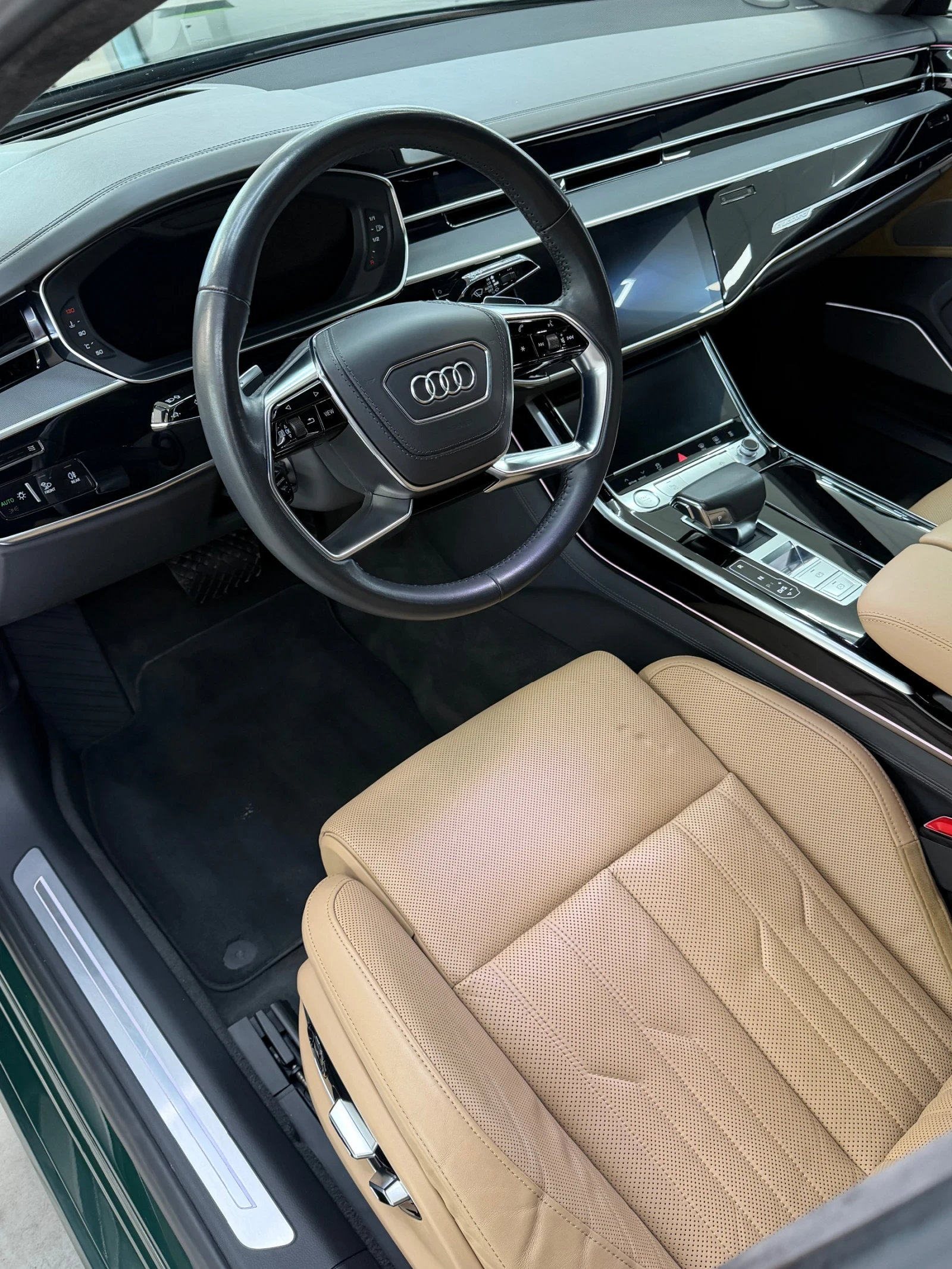 Audi A8 Exclusive, S-Line, B&O, NAPA, Alcantara, Massage, снимка 16 - Автомобили и джипове - 54591812