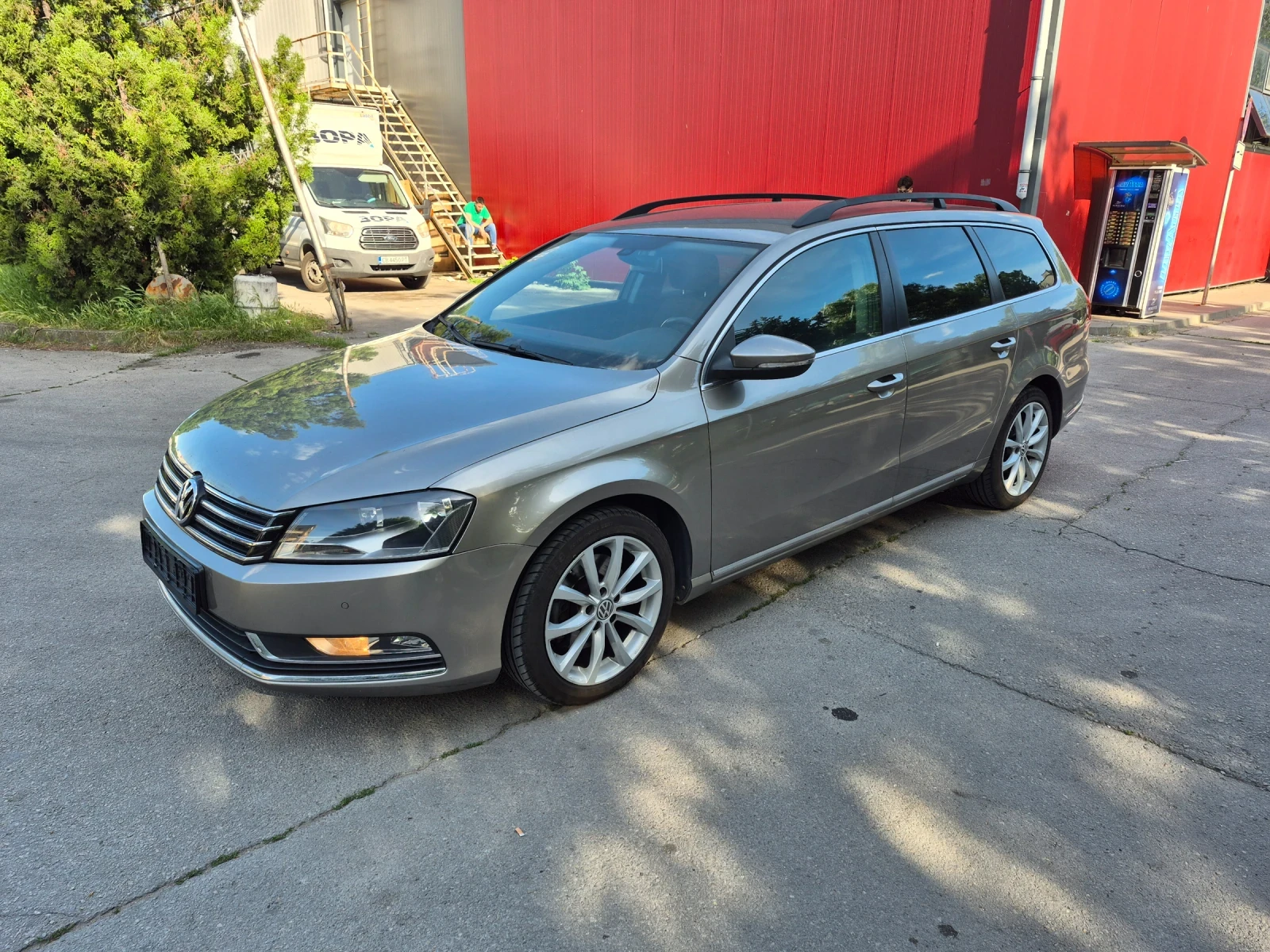 VW Passat 2.0 TDI 140 кс НАВИГАЦИЯ