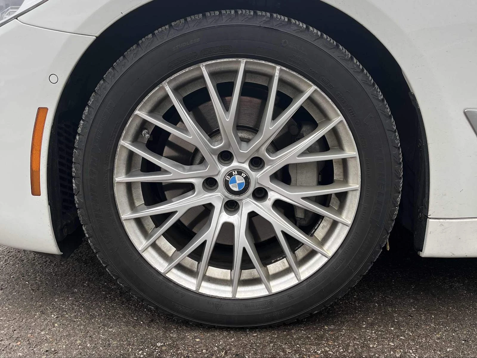 BMW 540 ОЧАКВАН ВНОС* МАСАЖИ* ОБДУХВАНЕ* ВАКУУМ* M PACK* 3, снимка 10 - Автомобили и джипове - 54789934