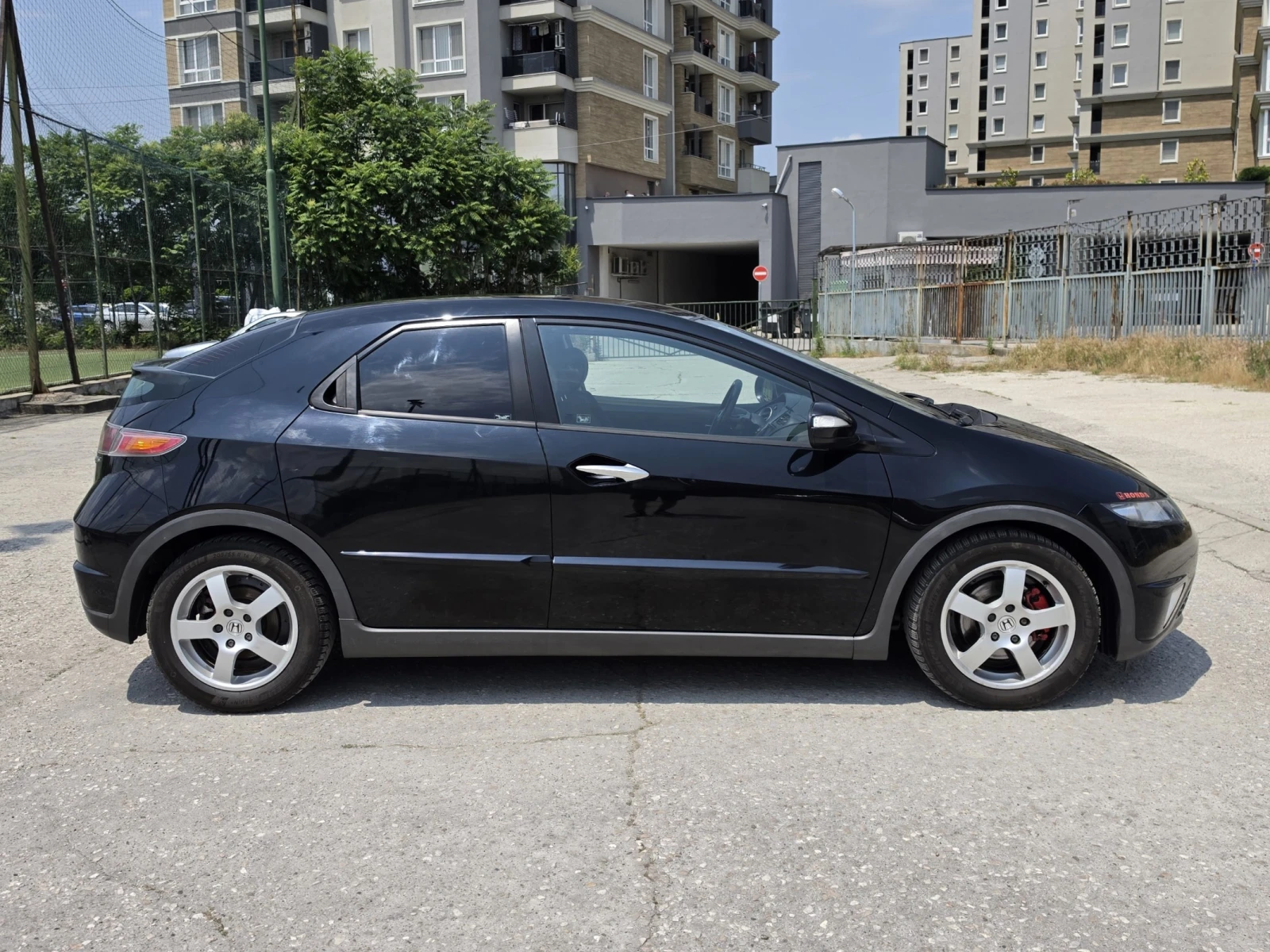 Honda Civic 1.8i-VTEC , снимка 4 - Автомобили и джипове - 54866479