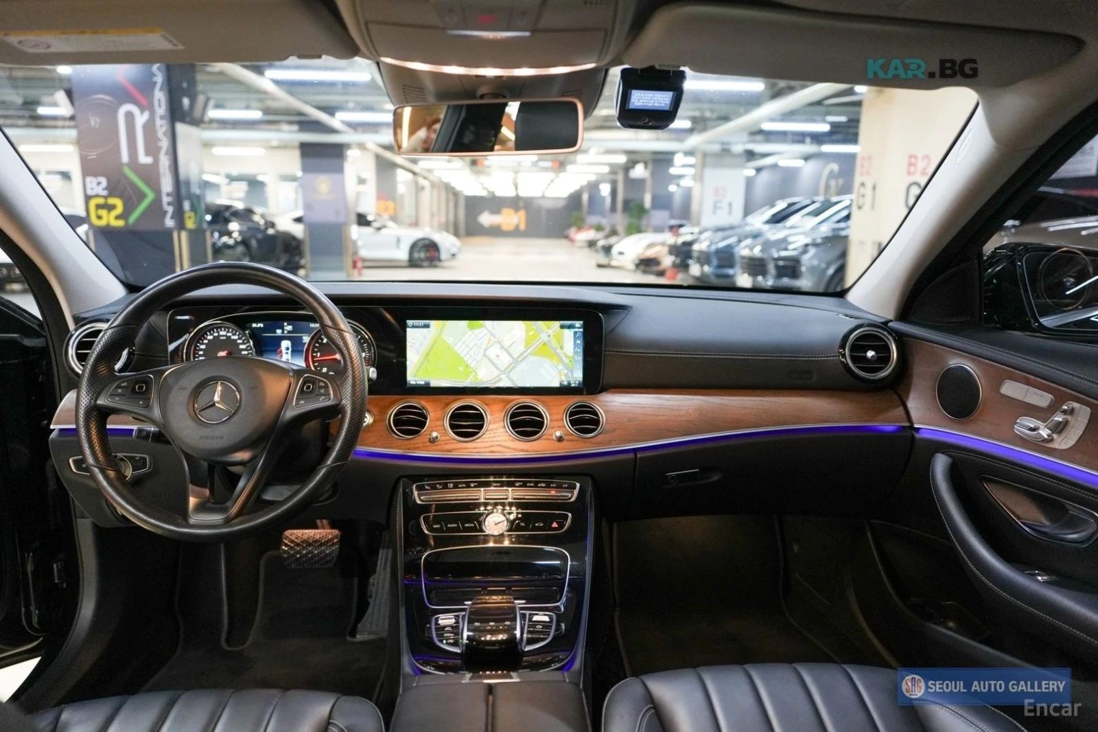 Mercedes-Benz E 220 4MATIC* EXCLUSIVE* ПОДГРЕВ* ОБДУХВ* BURMASTER* PAN, снимка 7 - Автомобили и джипове - 54934472