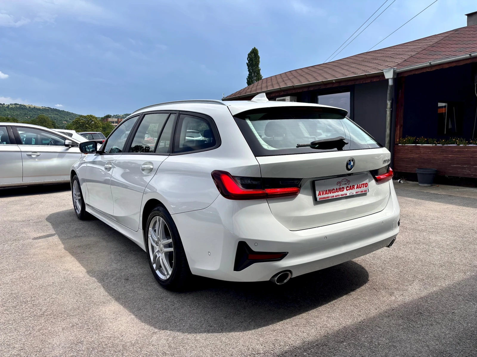 BMW 320, снимка 5 - Автомобили и джипове - 54972697