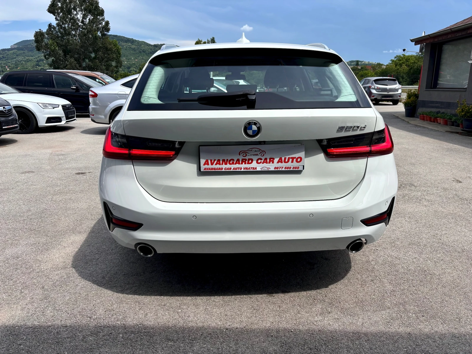 BMW 320, снимка 6 - Автомобили и джипове - 54972697