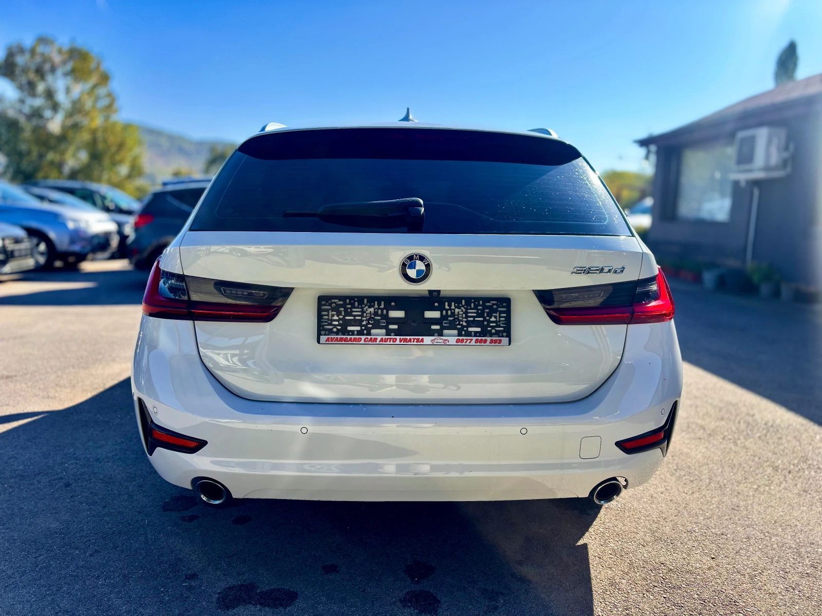 BMW 320, снимка 8 - Автомобили и джипове - 56593939