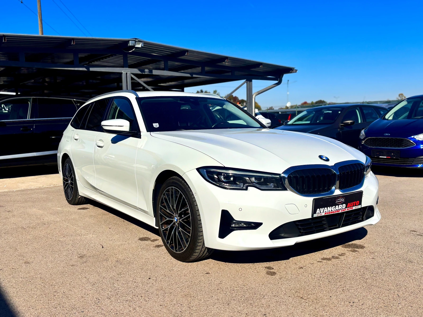 BMW 320, снимка 2 - Автомобили и джипове - 56593939