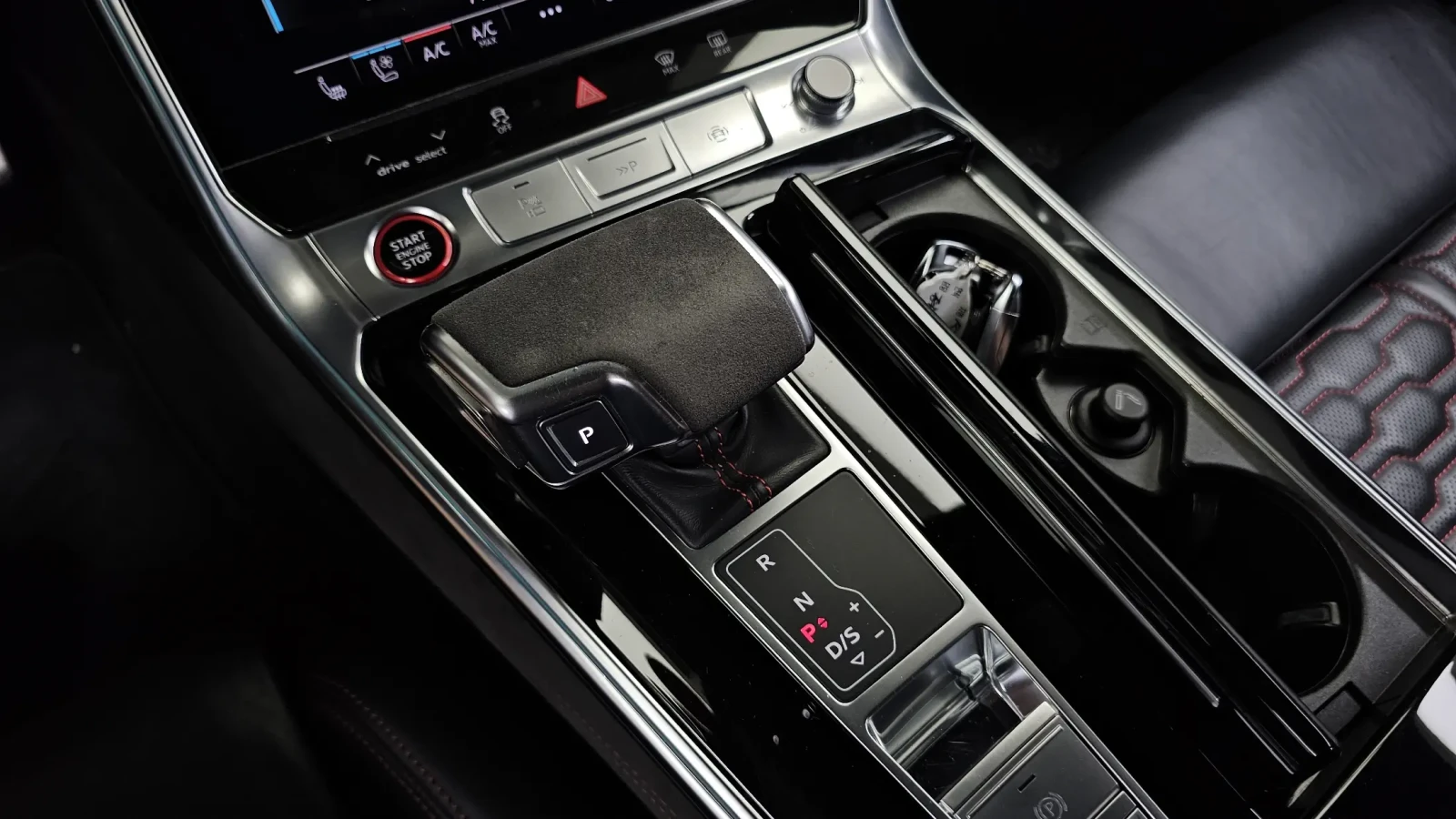 Audi Rs7 4.0 TFSI Quattro , снимка 8 - Автомобили и джипове - 55100673
