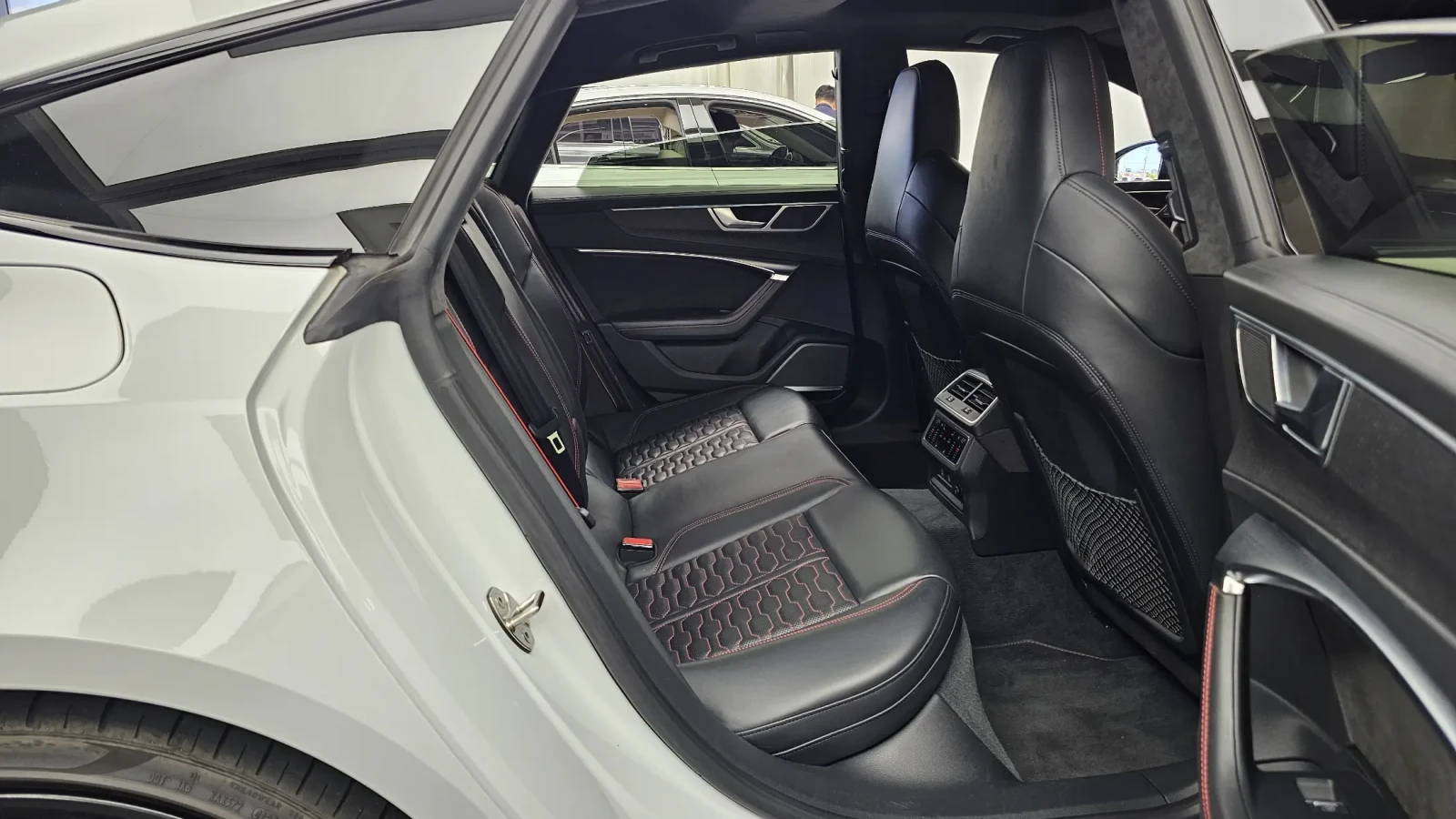 Audi Rs7 4.0 TFSI Quattro , снимка 11 - Автомобили и джипове - 55100673