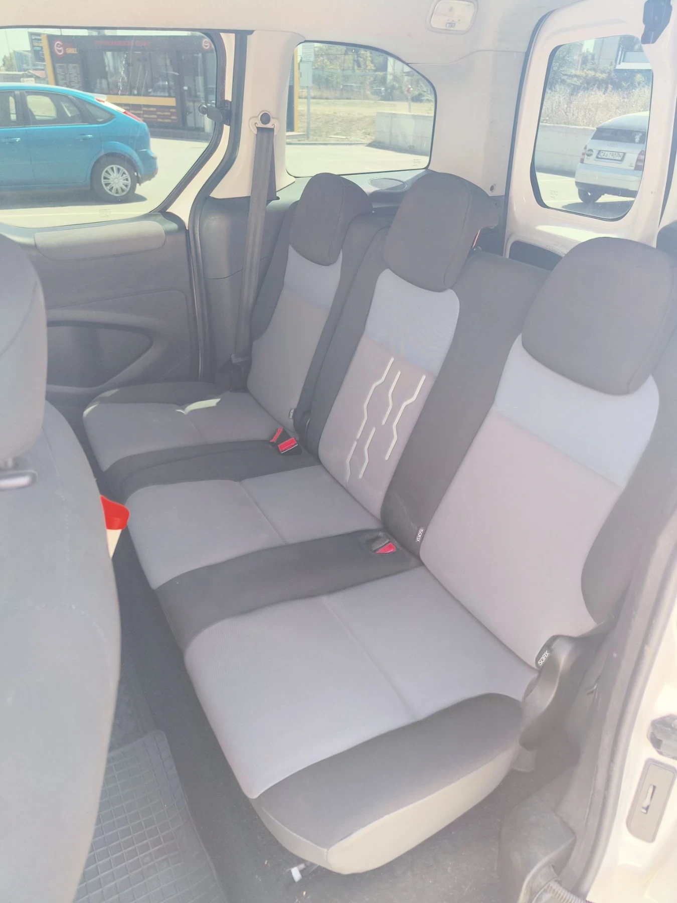 Peugeot Partner HDI, снимка 7 - Автомобили и джипове - 55584254